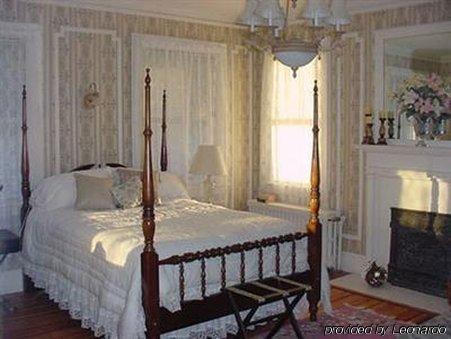 Port City Guest House Wilmington Oda fotoğraf